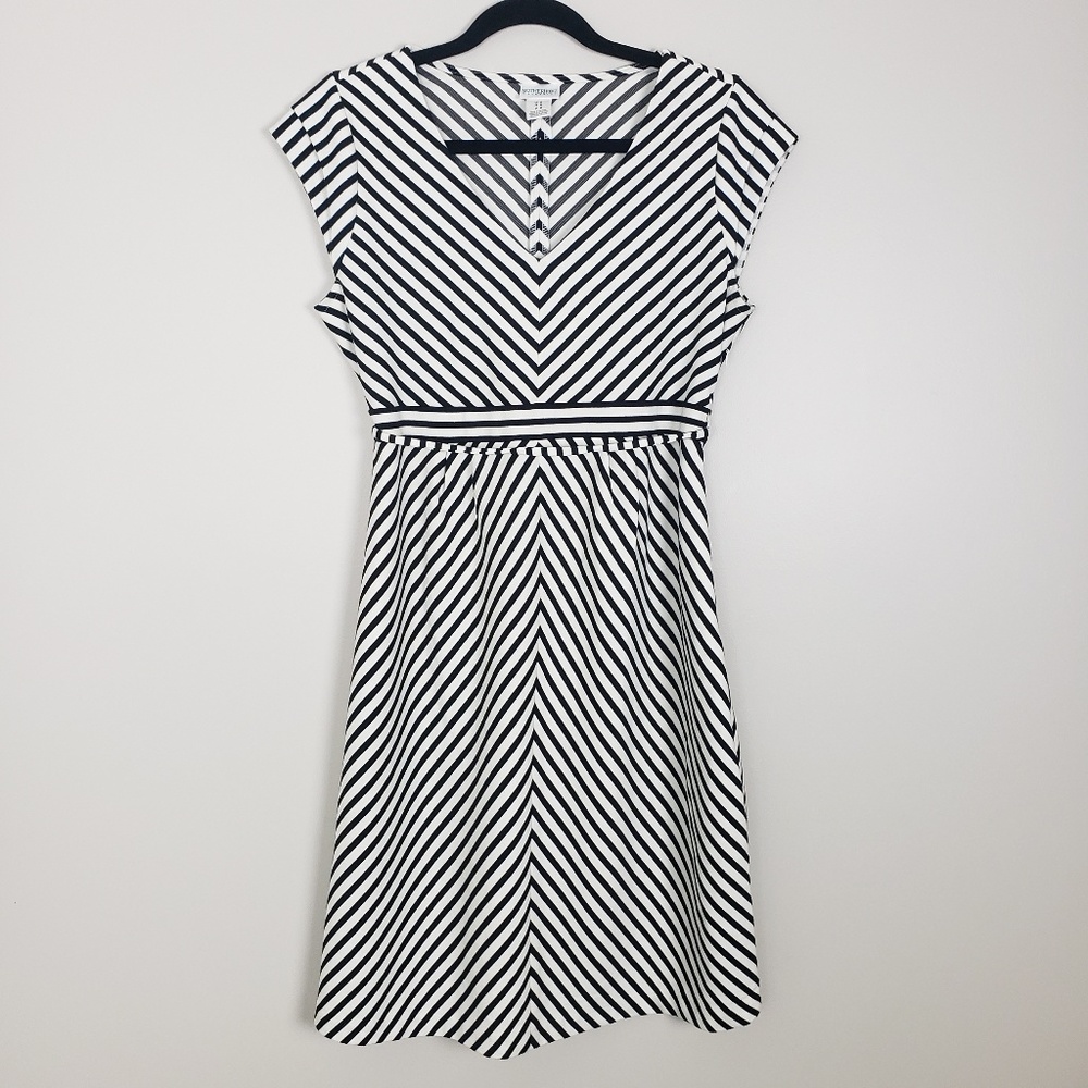 Motherhood Maternity Black and White A-Line Midi Dress